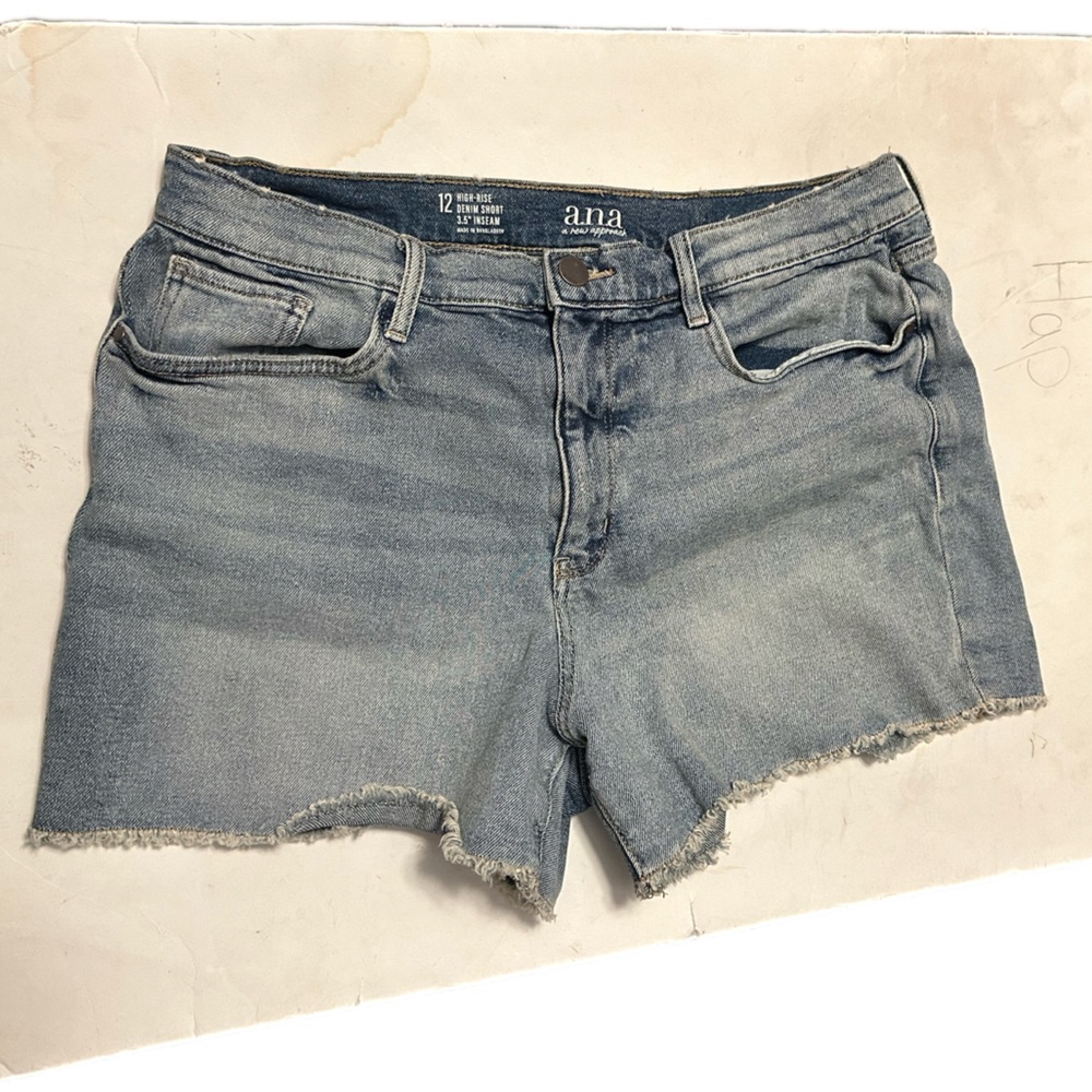 A.n.a Jean Shorts